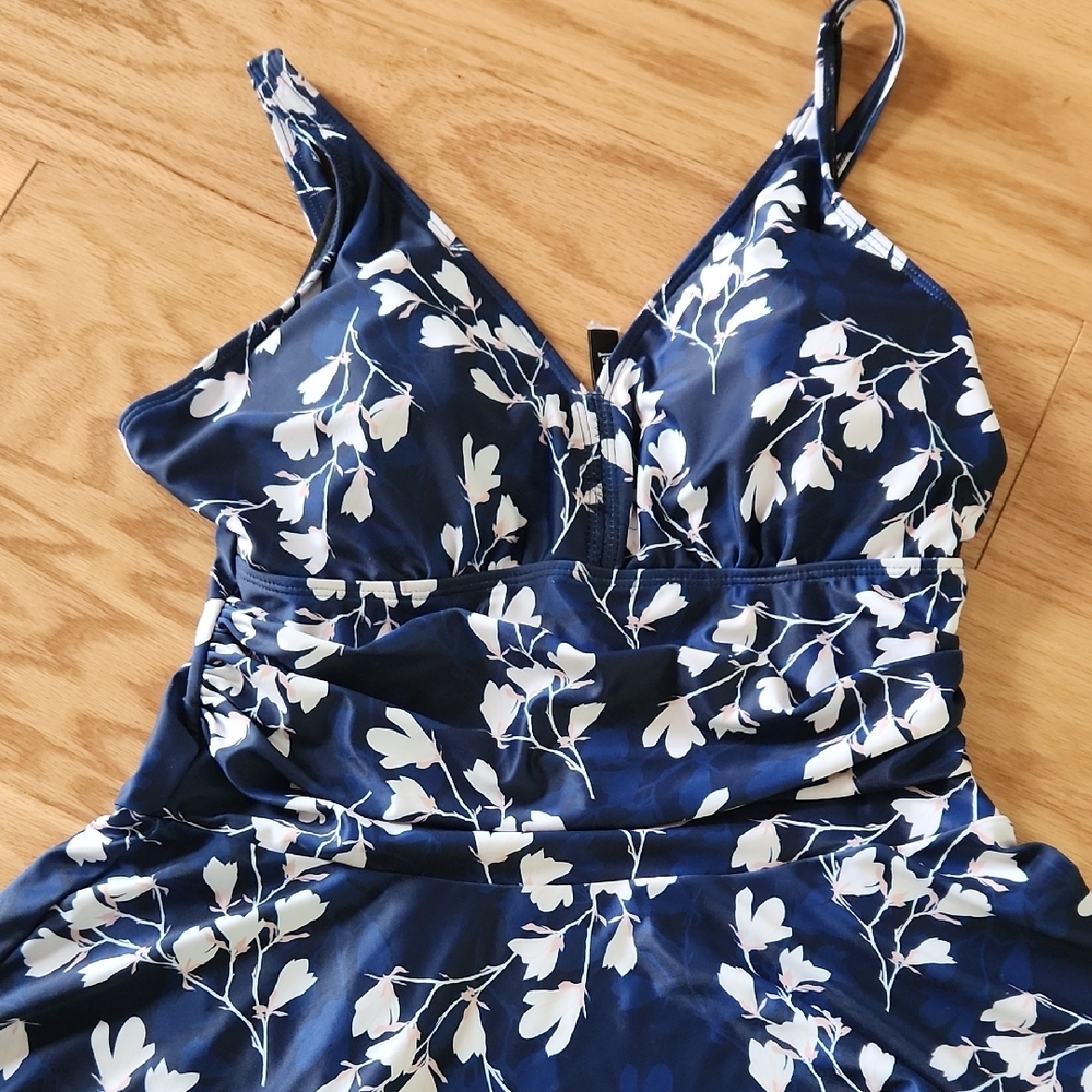JASAMBAC Womens One Piece Swimdress With Tummy Control V Neck Bathing Suit Large - Picture 5 of 17